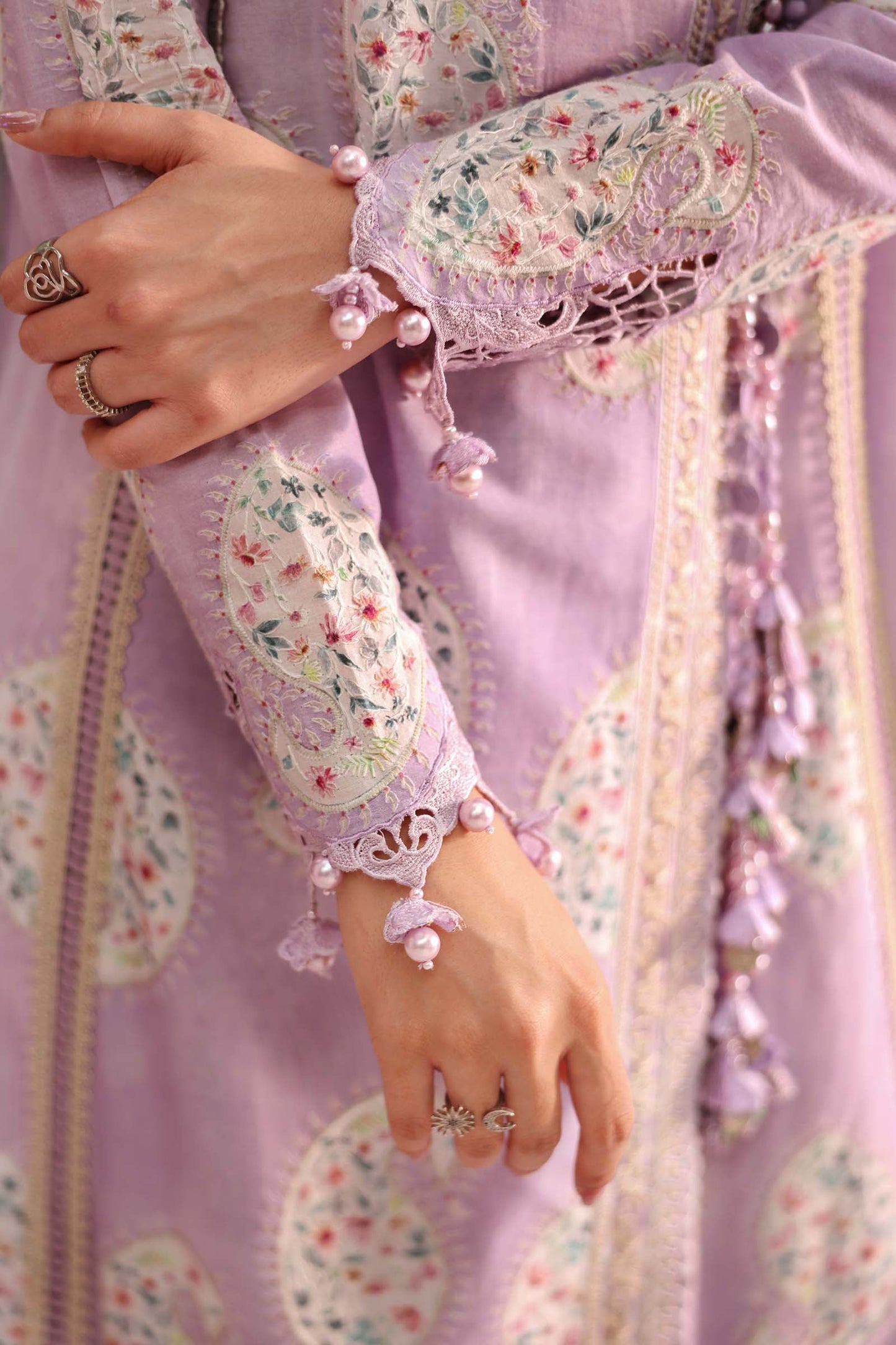 Maria B Premium Lilac Embroidered Lawn 3 Piece Unstitched Suit with Printed Dupatta